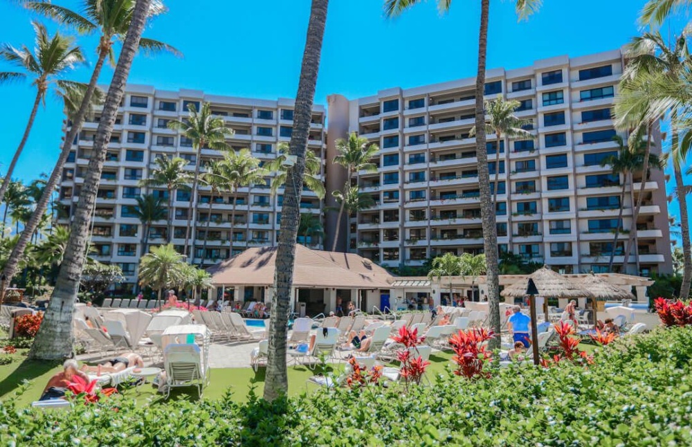 A Legendary Kaanapali Beach Luxury Resort